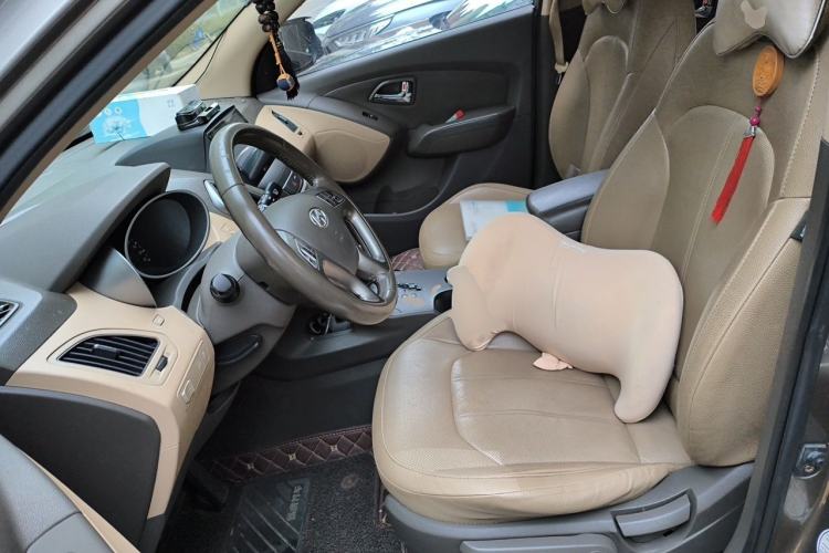 Used Hyundai ix35 2013 2.0L Automatic Two-Wheel Drive Smart GLS China IV Standard Left Front Seat