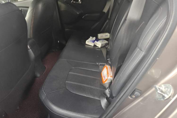 Used Hyundai ix35 2013 2.0L Automatic Two-Wheel Drive Smart GLS China IV Standard Left Rear Seat