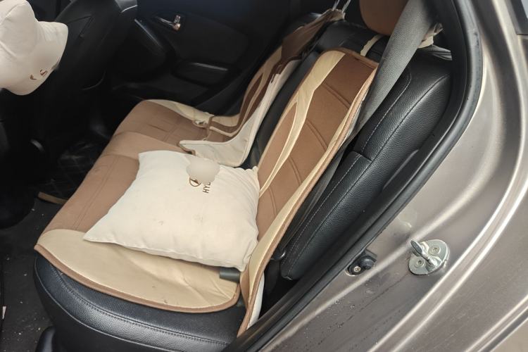 Used Hyundai ix35 2013 2.0L Automatic Two-Wheel Drive Smart GLS China IV Standard Left Rear Seat