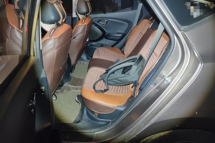 Used Hyundai ix35 2013 2.0L Automatic Two-Wheel Drive Smart GLS China IV Standard Left Rear Seat
