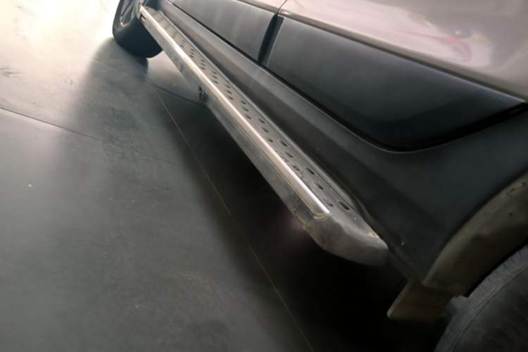 Used Hyundai ix35 2013 2.0L Automatic Two-Wheel Drive Smart GLS China IV Standard Left Side Sill