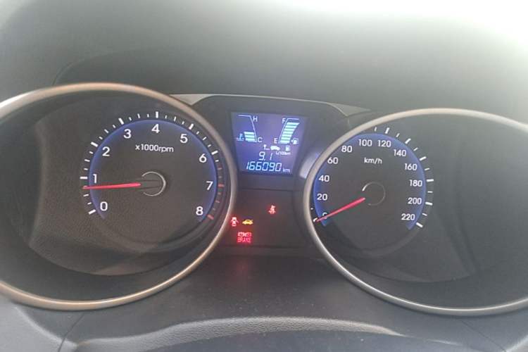 Used Hyundai ix35 2013 2.0L Manual 2WD Comfort GL China IV Standard Odometer Close Up
