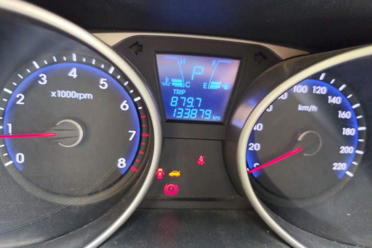 Used Hyundai ix35 2013 2.0L Automatic 2WD Comfort GL China IV Standard Odometer Close Up