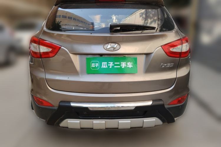 Used Hyundai ix35 2013 2.0L Automatic Two-Wheel Drive Smart GLS China IV Standard Rear