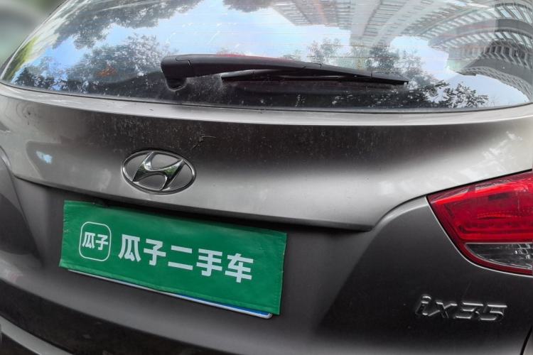 Used Hyundai ix35 2013 2.0L Automatic Two-Wheel Drive Smart GLS China IV Standard Rear