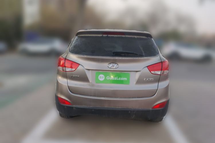 Used Hyundai ix35 2013 2.0L Automatic Two-Wheel Drive Smart GLS China IV Standard Rear