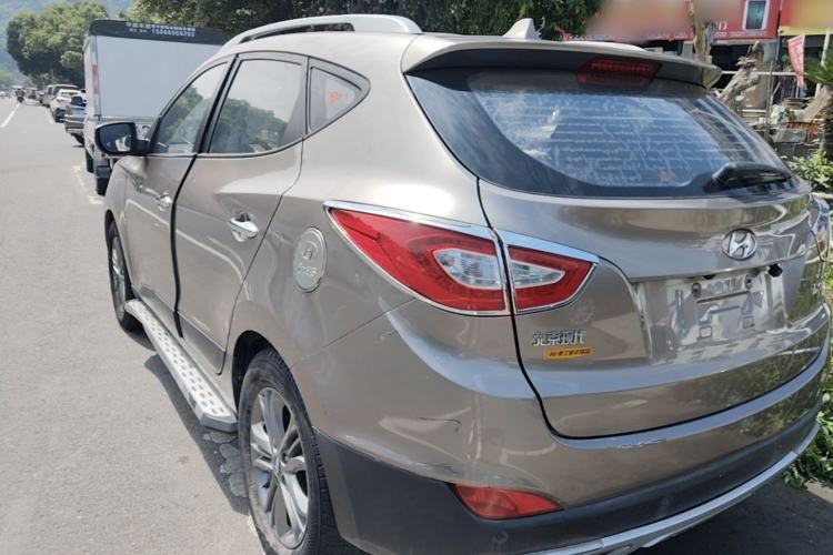 Used Hyundai ix35 2013 2.0L Automatic Two-Wheel Drive Smart GLS China IV Standard Rear Left 45 Deg