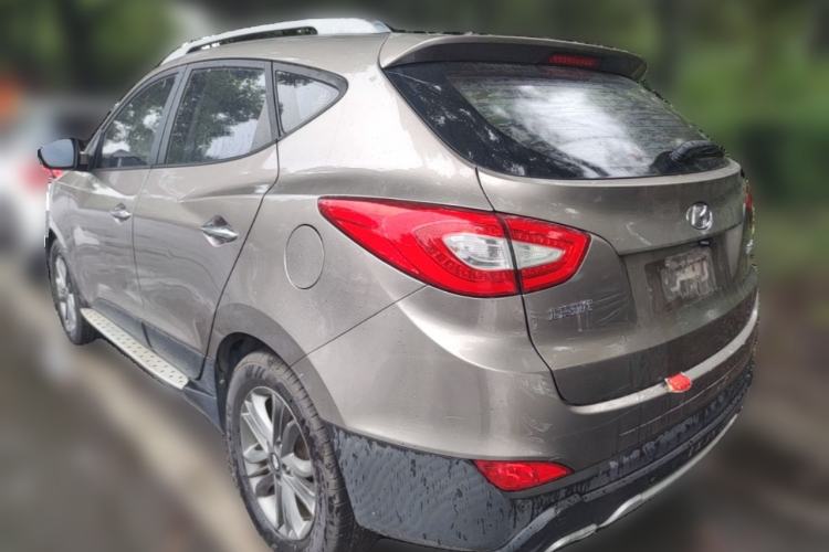 Used Hyundai ix35 2013 2.0L Automatic Two-Wheel Drive Smart GLS China IV Standard Rear Left 45 Deg