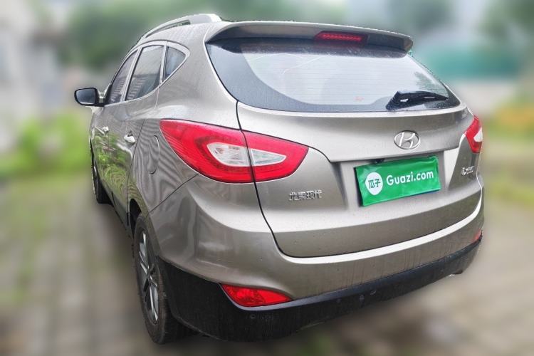 Used Hyundai ix35 2013 2.0L Automatic Two-Wheel Drive Smart GLS China IV Standard Rear Left 45 Deg