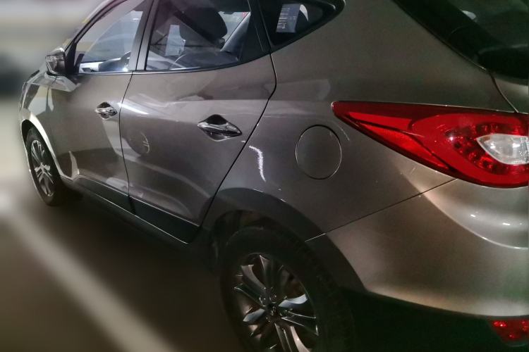 Used Hyundai ix35 2013 2.0L Automatic Two-Wheel Drive Smart GLS China V Standard Rear Left 45 Deg