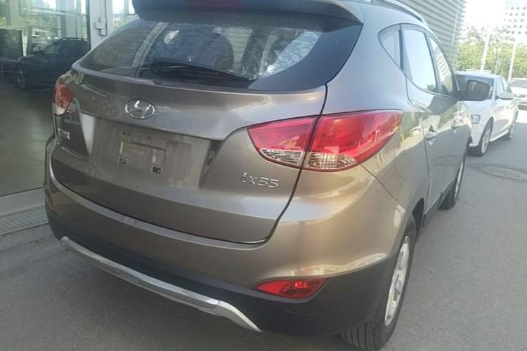 Used Hyundai ix35 2013 2.0L Manual 2WD Comfort GL China IV Standard Rear Right 45 Deg