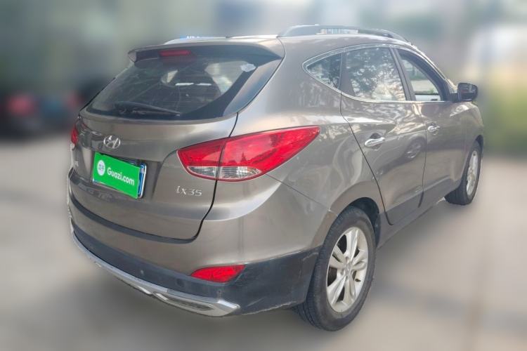 Used Hyundai ix35 2013 2.0L Automatic Two-Wheel Drive Smart GLS China IV Standard Rear Right 45 Deg