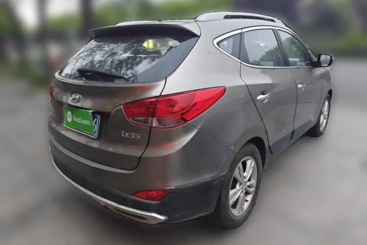 Used Hyundai ix35 2013 2.0L Automatic Two-Wheel Drive Smart GLS China IV Standard Rear Right 45 Deg