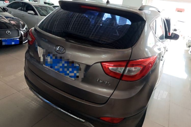 Used Hyundai ix35 2013 2.0L Automatic Two-Wheel Drive Smart GLS China IV Standard Rear Right 45 Deg
