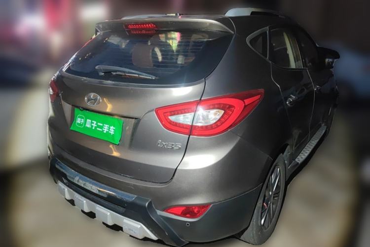 Used Hyundai ix35 2013 2.0L Automatic Two-Wheel Drive Smart GLS China IV Standard Rear Right 45 Deg