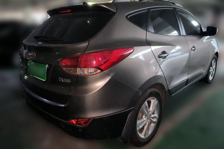 Used Hyundai ix35 2013 2.0L Automatic Two-Wheel Drive Smart GLS China IV Standard Rear Right 45 Deg