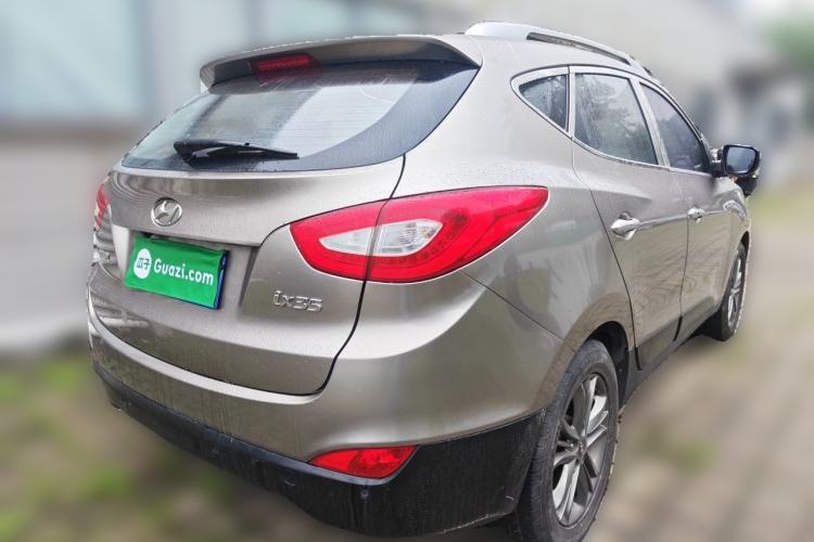 Used Hyundai ix35 2013 2.0L Automatic Two-Wheel Drive Smart GLS China IV Standard Rear Right 45 Deg