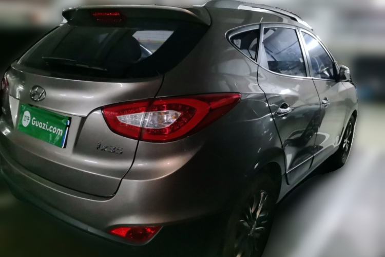 Used Hyundai ix35 2013 2.0L Automatic Two-Wheel Drive Smart GLS China V Standard Rear Right 45 Deg