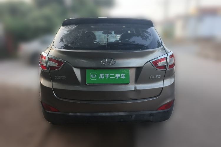 Used Hyundai ix35 2013 2.0L Automatic Two-Wheel Drive Smart GLS China IV Standard Rear