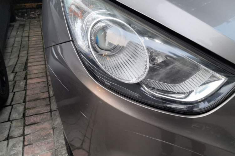 Used Hyundai ix35 2013 2.0L Automatic Two-Wheel Drive Smart GLS China IV Standard Right Front Headlight
