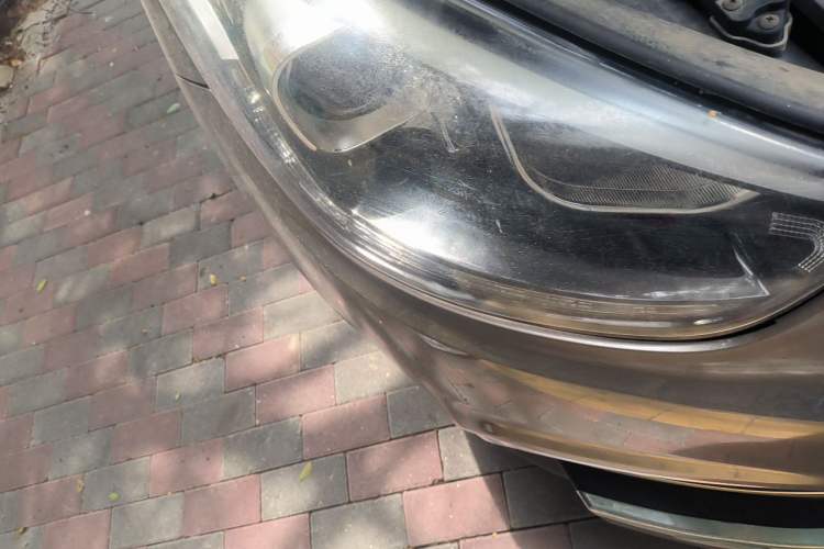 Used Hyundai ix35 2013 2.0L Automatic Two-Wheel Drive Smart GLS China IV Standard Right Front Headlight