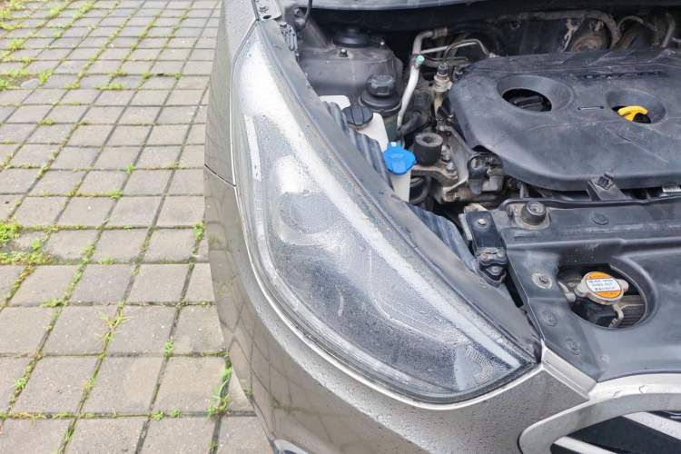 Used Hyundai ix35 2013 2.0L Automatic Two-Wheel Drive Smart GLS China IV Standard Right Front Headlight