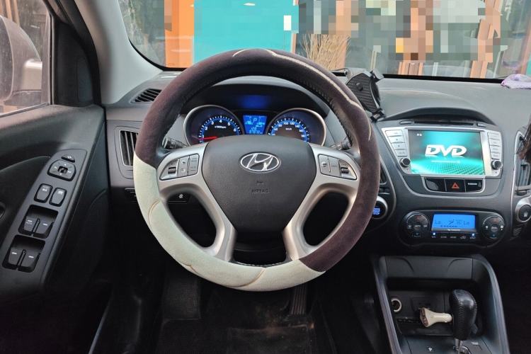 Used Hyundai ix35 2013 2.0L Automatic Two-Wheel Drive Smart GLS China V Standard Steering Wheel