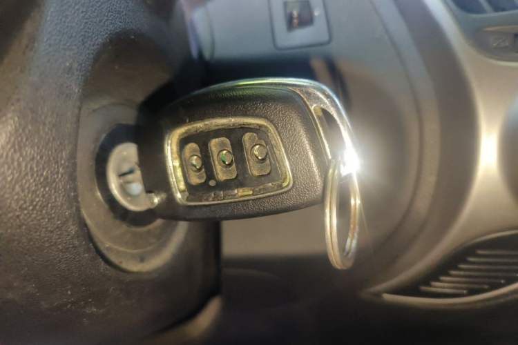 Used Hyundai ix35 2013 2.0L Automatic 2WD Comfort GL China IV Standard Vehicle Key