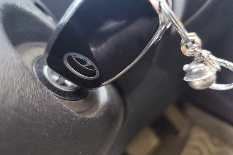 Used Hyundai ix35 2013 2.0L Automatic 2WD Comfort GL China IV Standard Vehicle Key