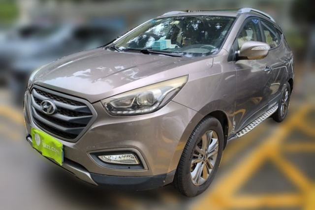 Used Hyundai ix35 2013 2.0L Automatic Two-Wheel Drive Smart GLS China IV Standard