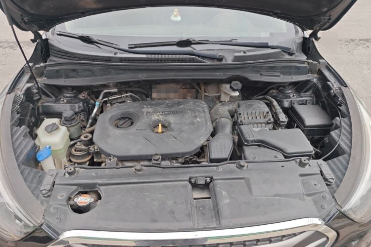 Used Hyundai ix35 2015 2.0L Automatic 2WD Smart Type China IV Engine Bay