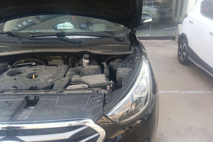Used Hyundai ix35 2015 2.0L Automatic 2WD Smart Type China IV Engine Bay Left
