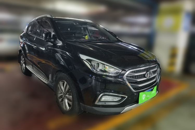 Used Hyundai ix35 2015 2.0L Automatic Two-Wheel Drive Leading Trim China V Standard Front Right 45 Deg