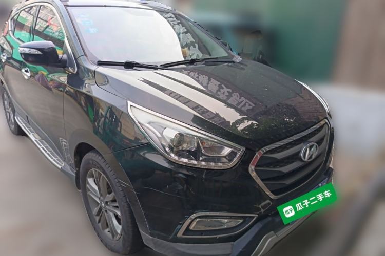 Used Hyundai ix35 2015 2.0L Automatic 2WD Smart Version China V Standard Front Right 45 Deg