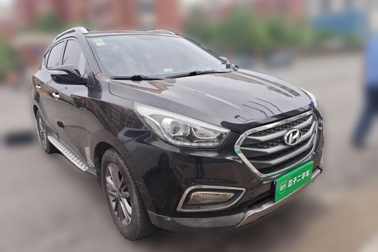 Used Hyundai ix35 2015 2.0L Automatic 2WD Smart Type China IV Front Right 45 Deg