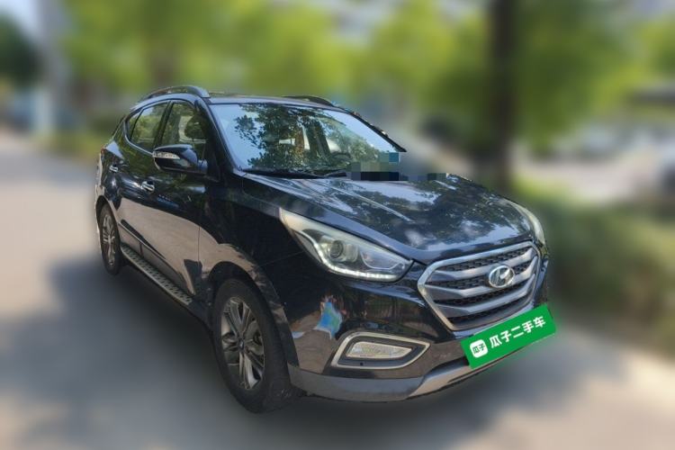 Used Hyundai ix35 2015 2.0L Automatic 2WD Smart Version China V Standard Front Right 45 Deg