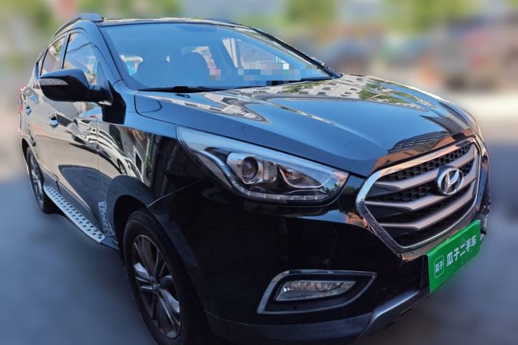 Used Hyundai ix35 2015 2.0L Automatic 2WD Smart Version China V Standard Front Right 45 Deg