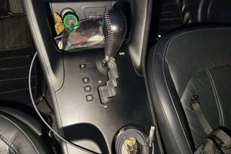 Used Hyundai ix35 2015 2.0L Automatic Two-Wheel Drive Leading Trim China V Standard Gear Lever