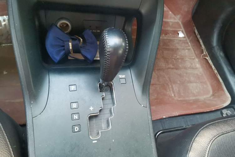 Used Hyundai ix35 2015 2.0L Automatic 2WD Smart Version China V Standard Gear Lever