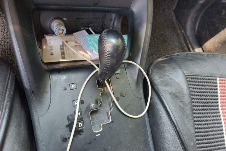 Used Hyundai ix35 2015 2.0L Automatic 2WD Smart Version China V Standard Gear Lever
