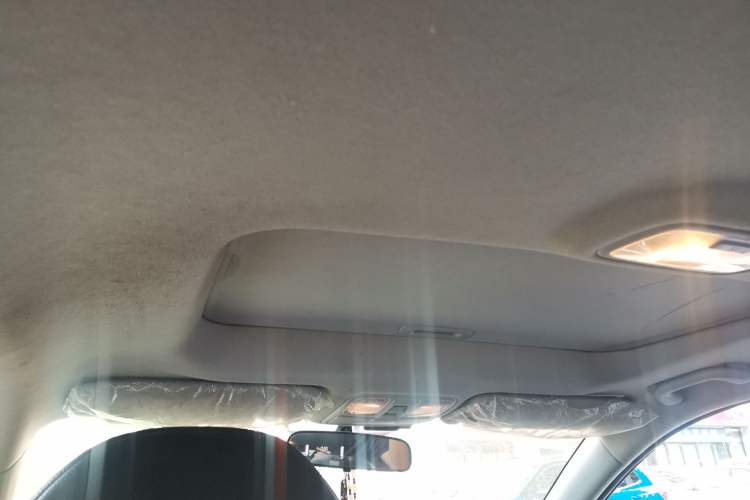 Used Hyundai ix35 2015 2.0L Automatic 2WD Smart Version China V Standard Headliner