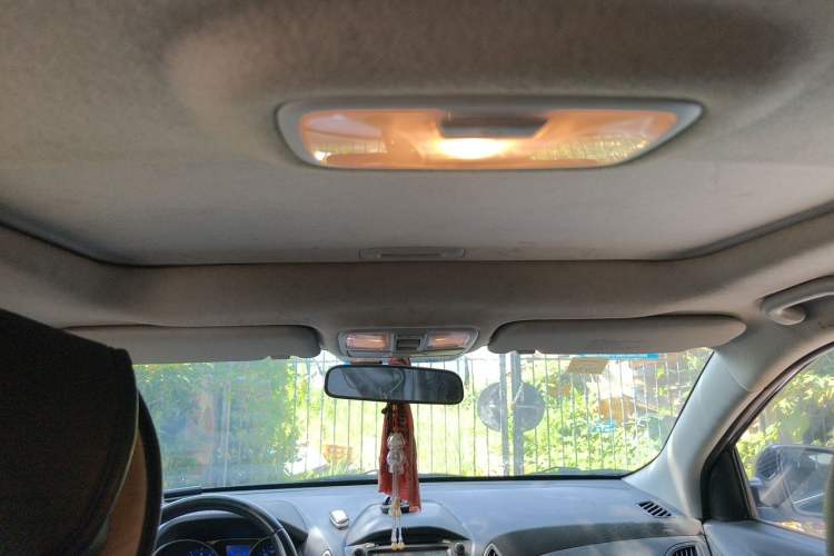 Used Hyundai ix35 2015 2.0L Automatic 2WD Smart Version China V Standard Headliner
