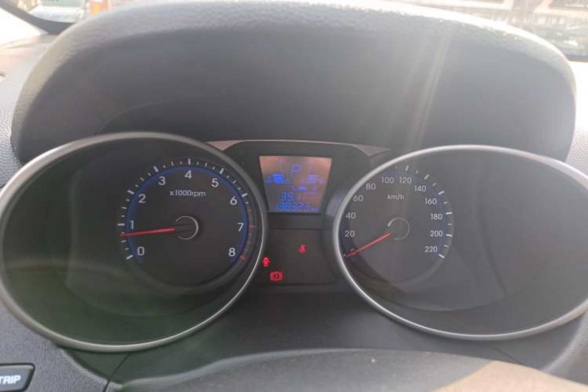Used Hyundai ix35 2015 2.0L Automatic 2WD Comfort Edition China IV Standard Instrument Cluster