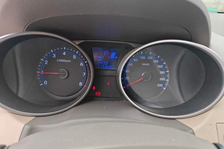 Used Hyundai ix35 2015 2.0L Automatic 2WD Smart Type China IV Instrument Cluster