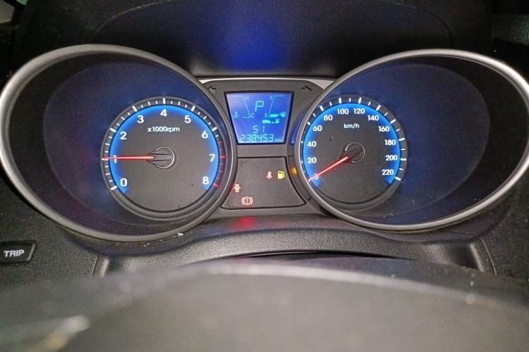 Used Hyundai ix35 2015 2.0L Automatic 2WD Comfort Edition China IV Standard Instrument Cluster
