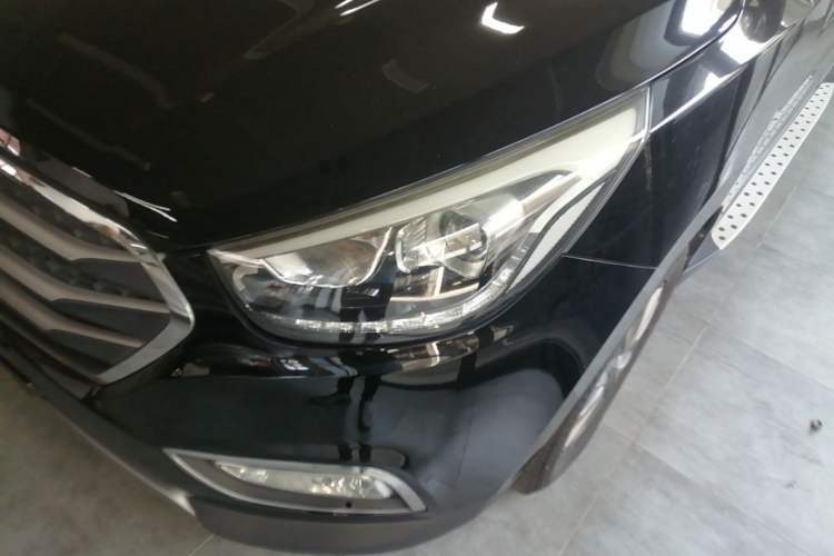 Used Hyundai ix35 2015 2.0L Automatic 2WD Comfort Edition China V Standard Left Front Headlight