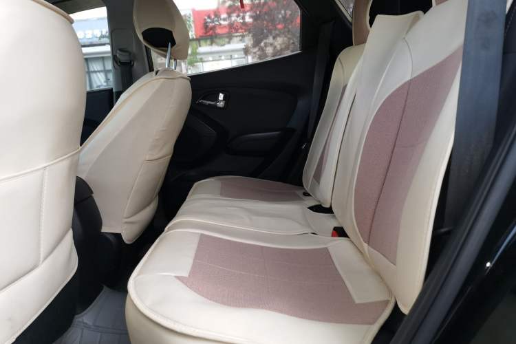 Used Hyundai ix35 2015 2.0L Automatic 2WD Comfort Edition China IV Standard Left Rear Seat