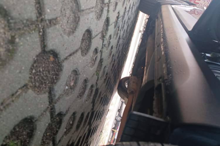 Used Hyundai ix35 2015 2.0L Automatic 2WD Comfort Edition China IV Standard Left Side Sill