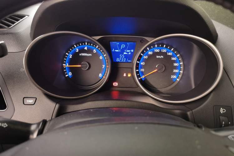 Used Hyundai ix35 2015 2.0L Automatic 2WD Comfort Edition China IV Standard Odometer Close Up