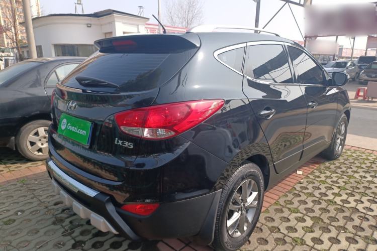 Used Hyundai ix35 2015 2.0L Automatic 2WD Comfort Edition China IV Standard Rear Right 45 Deg